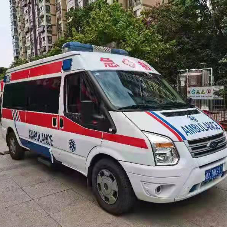 屏山长途救护车护送病人返乡